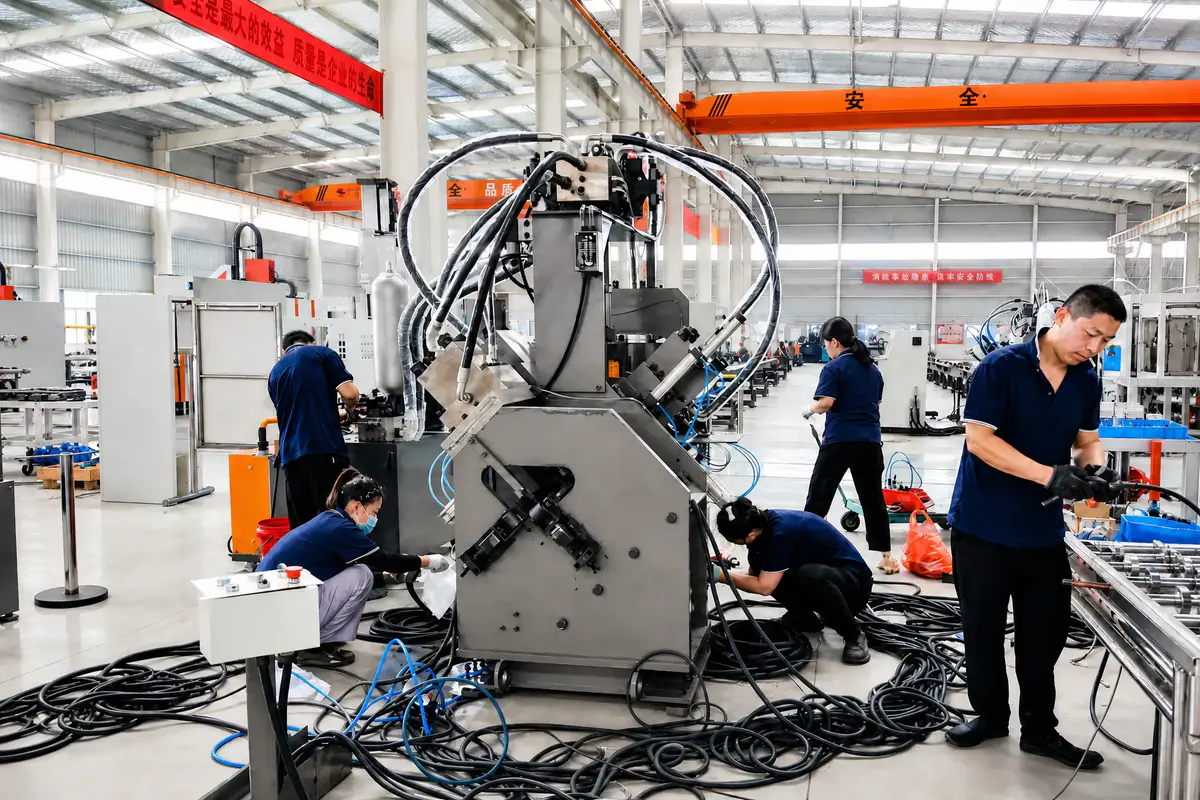 Factory assembly of angle line
