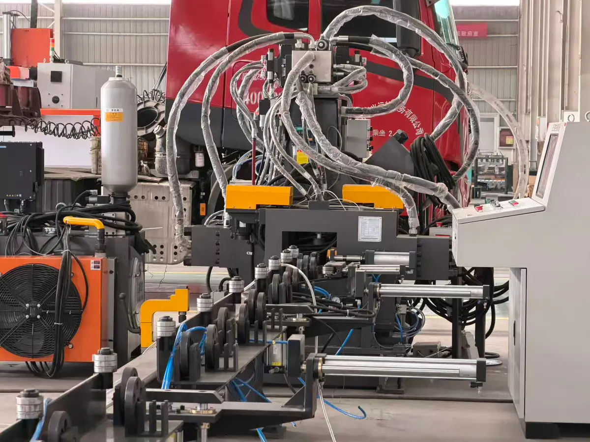 Maintenance access design for long-term channel steel punching line operation