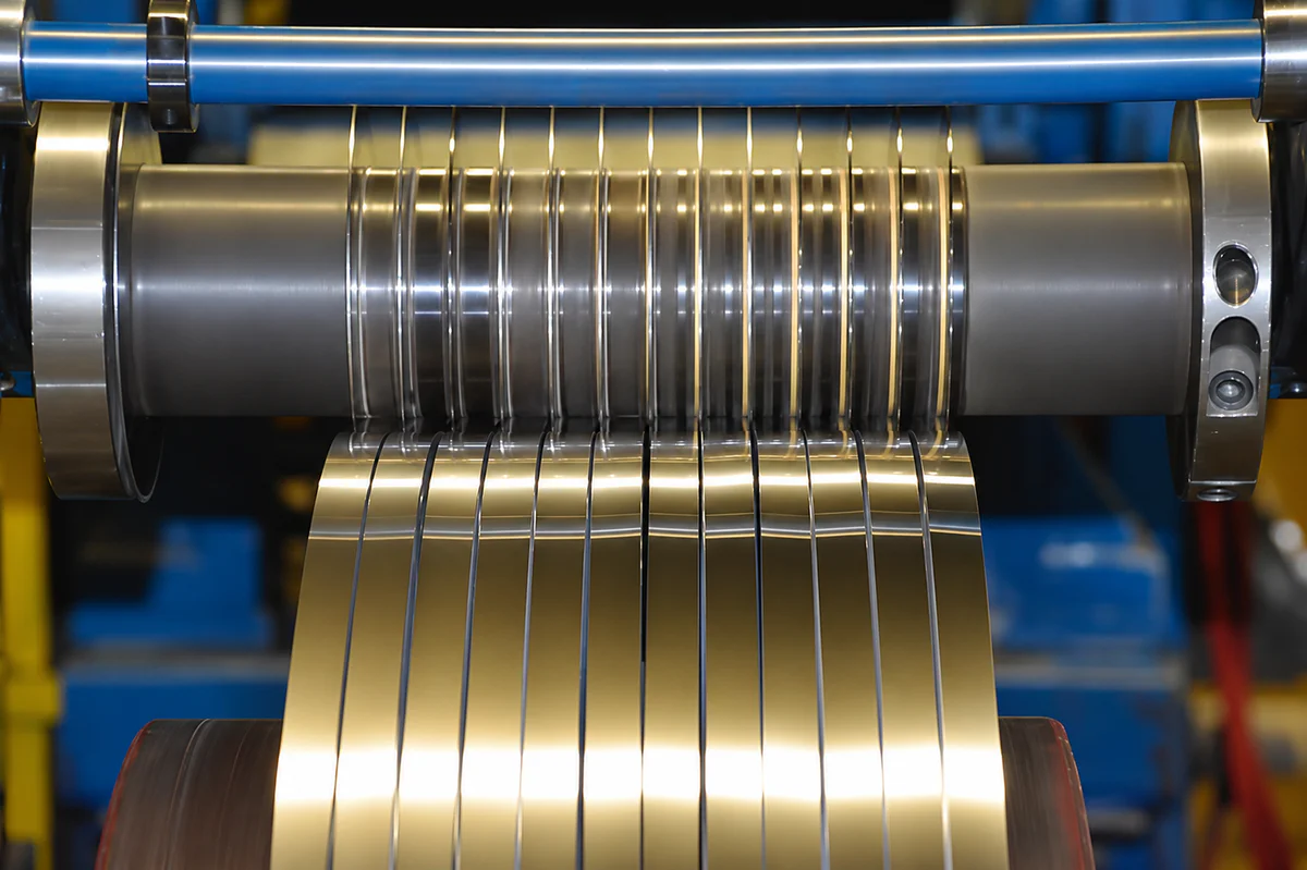 Accurate slit strip width